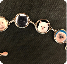 Load image into Gallery viewer, Bracelet, 5-Circle Linked